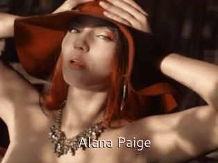 Alana_Paige