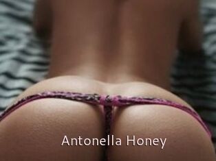 Antonella_Honey