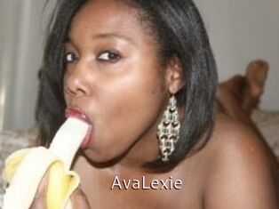 Ava_Lexie