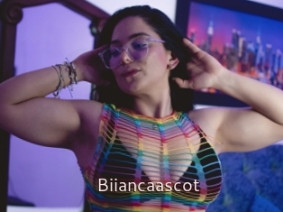 Biiancaascot