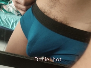 Daniel_hot