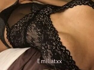 Emiliatxx