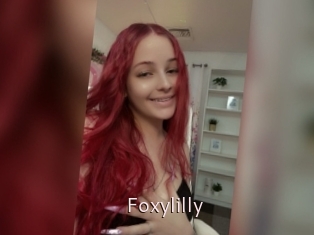 Foxylilly
