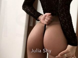 Julia_Shy