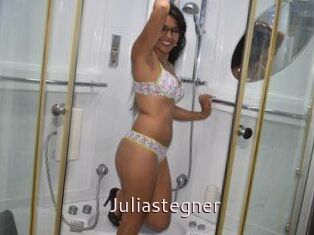 Julia_stegner