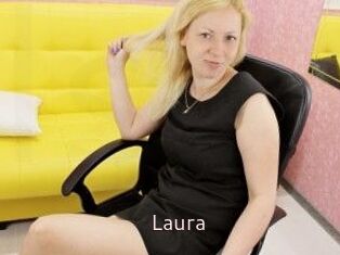 Laura_Tease
