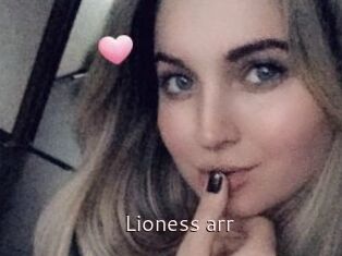 Lioness_arr