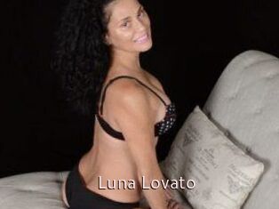 Luna_Lovato