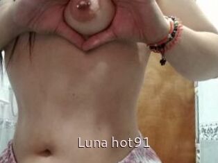 Luna_hot91
