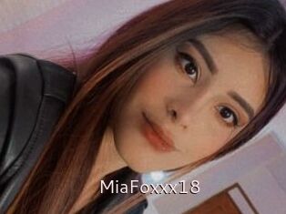 MiaFoxxx18