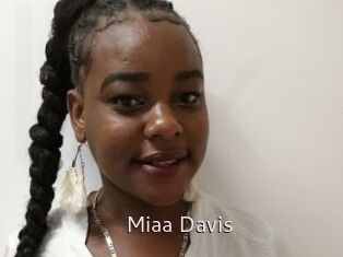 Miaa_Davis