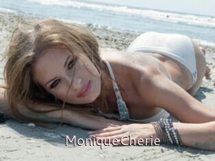 MoniqueCherie