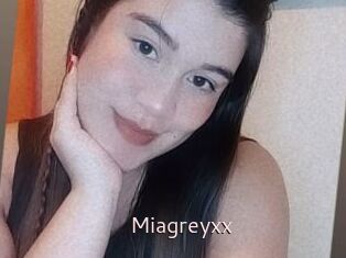 Miagreyxx