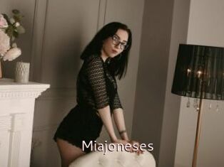Miajoneses
