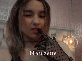 Miasuzette