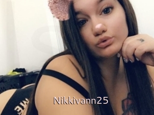 Nikkivann25