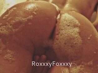 RoxxxyFoxxxy