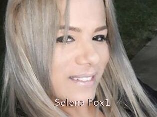 Selena_Fox1