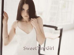 SweetTinyGirl