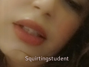 Squirtingstudent