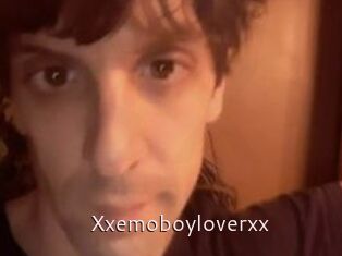 Xxemoboyloverxx